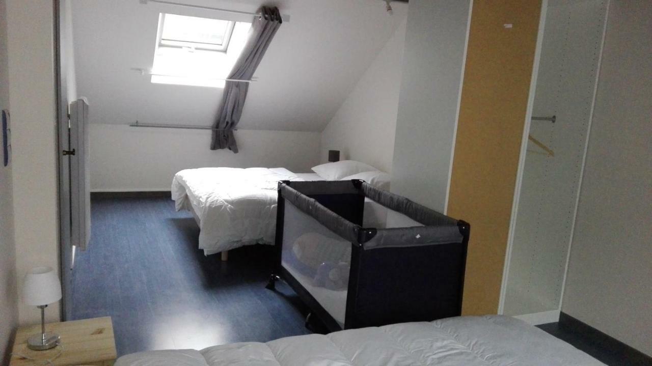 Gite 13 personnes- 7 pièces - wifi - ménage compris - 2 kms du lac des corbeaux - proche pistes navette hivernale à moins de 100m - par aventure le bol d'air à 250m La Bresse Exterior foto