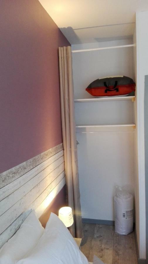 Gite 13 personnes- 7 pièces - wifi - ménage compris - 2 kms du lac des corbeaux - proche pistes navette hivernale à moins de 100m - par aventure le bol d'air à 250m La Bresse Exterior foto
